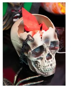 Totenkopf LED Flammenschale -Halloween Geschäft brennende totenschaedel laterne schaedellaterne mit licht und bewegungseffekt skull with flame 37865 03