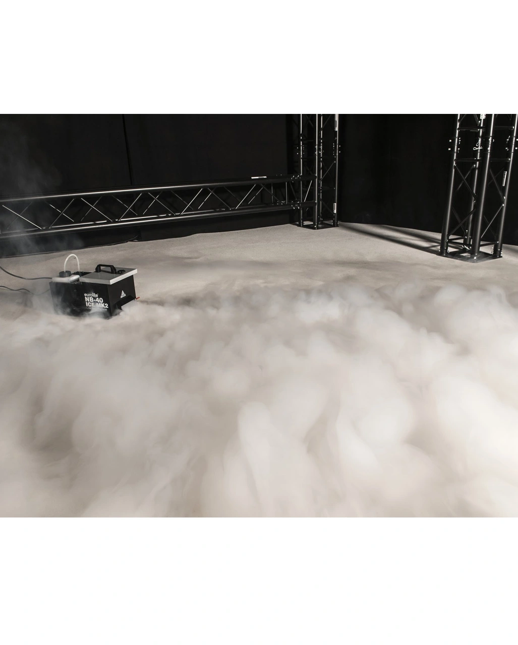 NB-40 MK2 ICE Bodennebel Maschine 3 NB-40 MK2 ICE Bodennebel Maschine – Bild 3